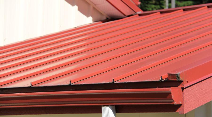 Professional gutter cleaning services in Robinson, KS